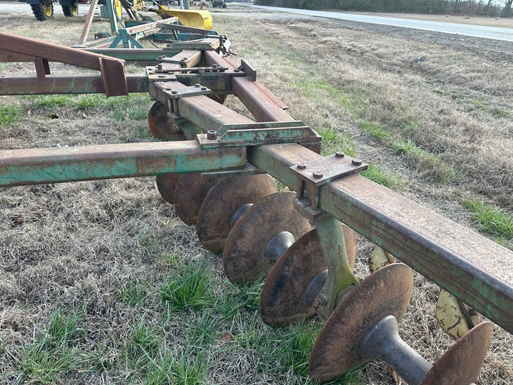 john-deere-17-image-7