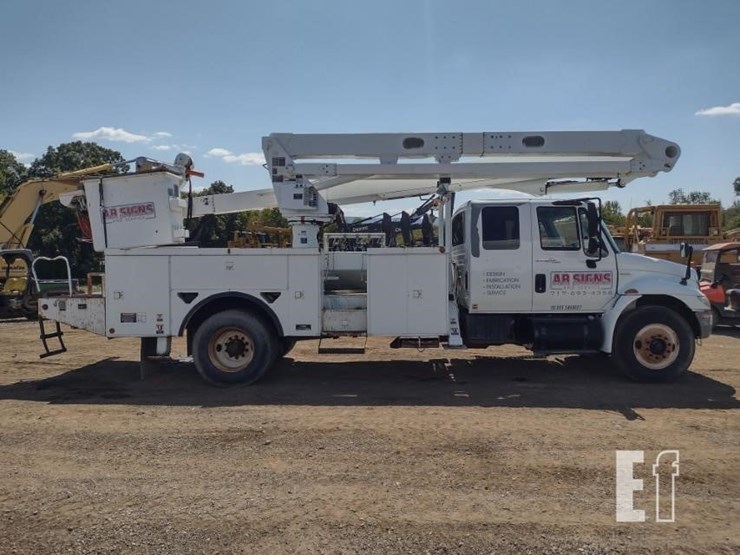 2008-international-durastar-4300-image-3