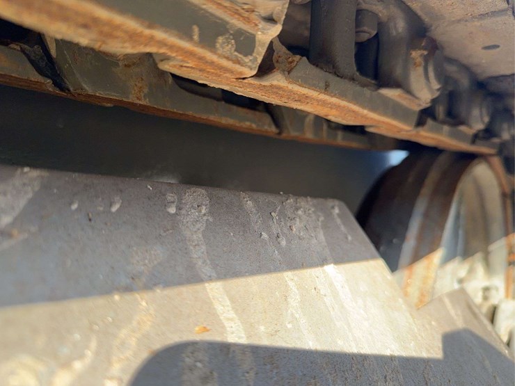 caterpillar-ten-orchard-image-29