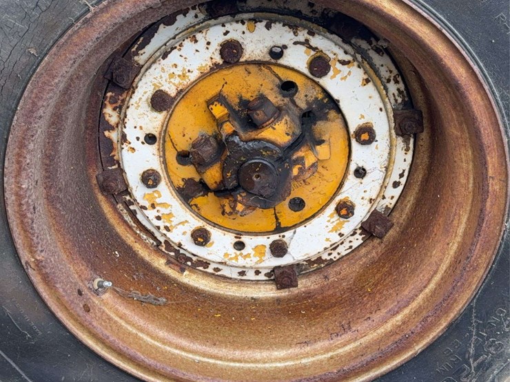 minneapolis-moline-jet-star-3-image-35