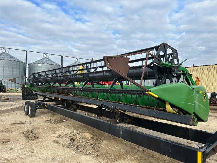 2013-john-deere-635f-image-2