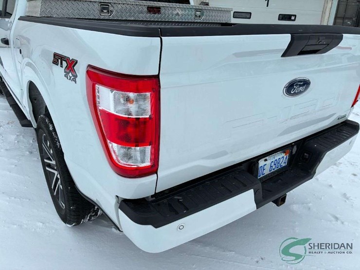 2023-ford-f150-image-13