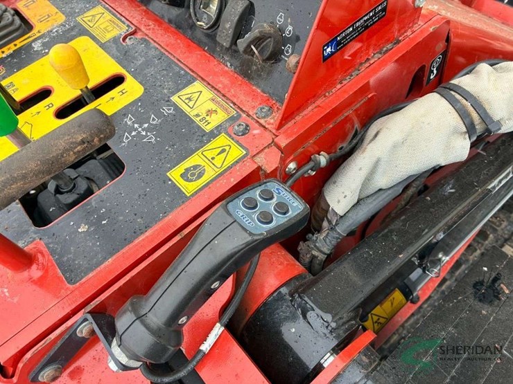 2018-ditch-witch-sk1550-image-18