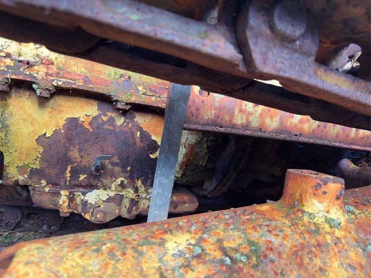 caterpillar-2-ton-crawler-image-27