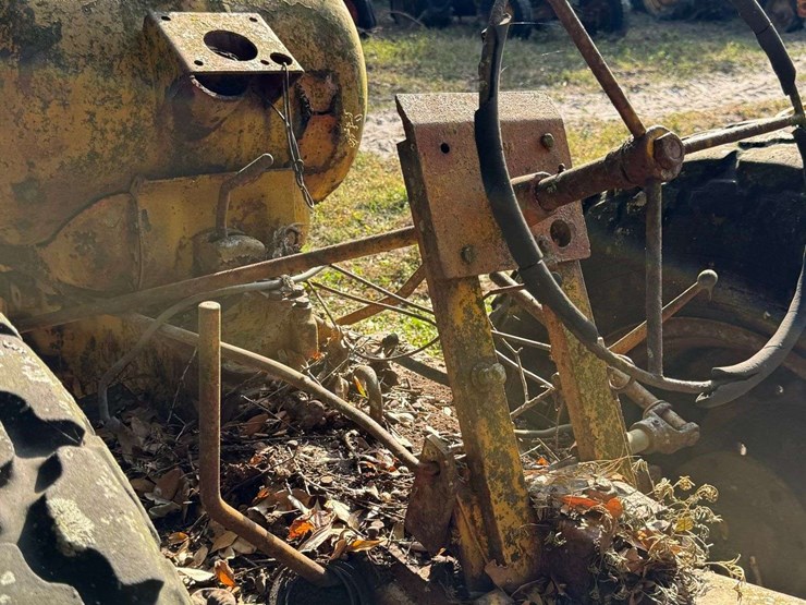 minneapolis-moline-orchard-lp-parts-tractor-image-20