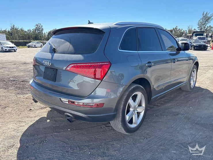 2012-audi-q5-image-3