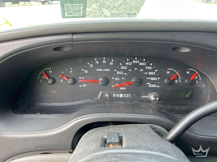 2006-ford-e350-image-16