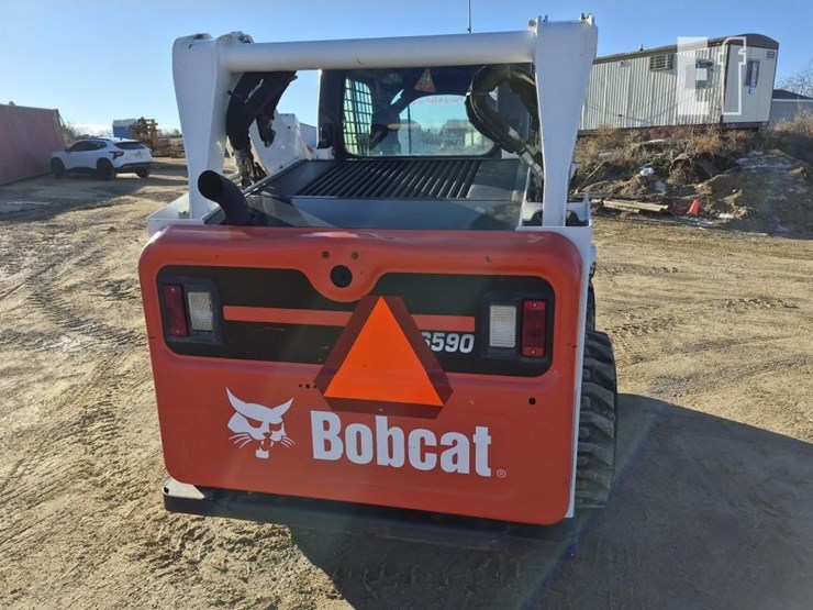 2019-bobcat-s590-image-7