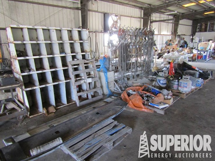 (4-83)-large-lot-consisting-of-truck-toolboxes,-...-image-3