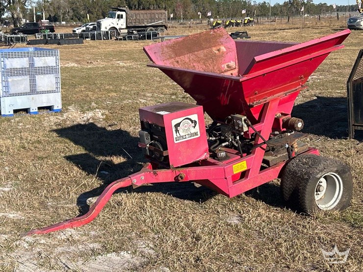 buffalo-turbine-bt-1000-towable-fertilizer-spreader-image-1