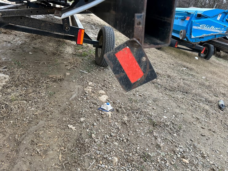 #38417-•-head-hauler-dl-37-37'-header-wagon-image-15