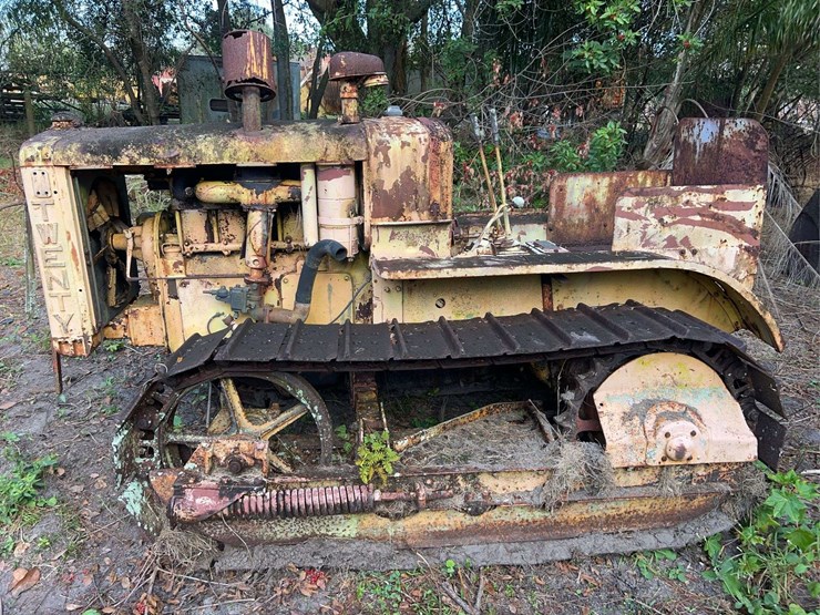 caterpillar-twenty-image-2