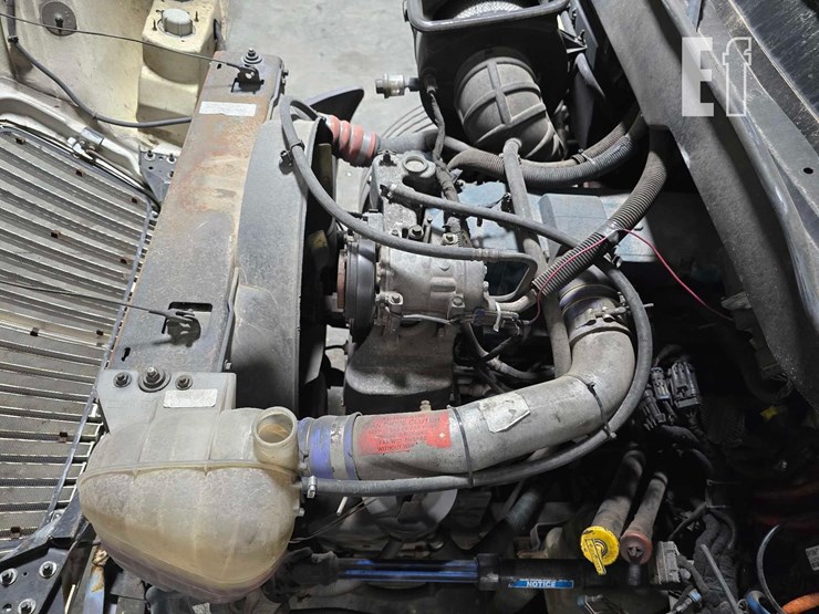 2004-international-durastar-4300-image-29