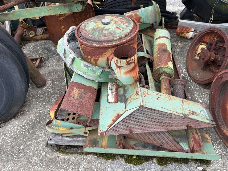 oliver-2255-image-25