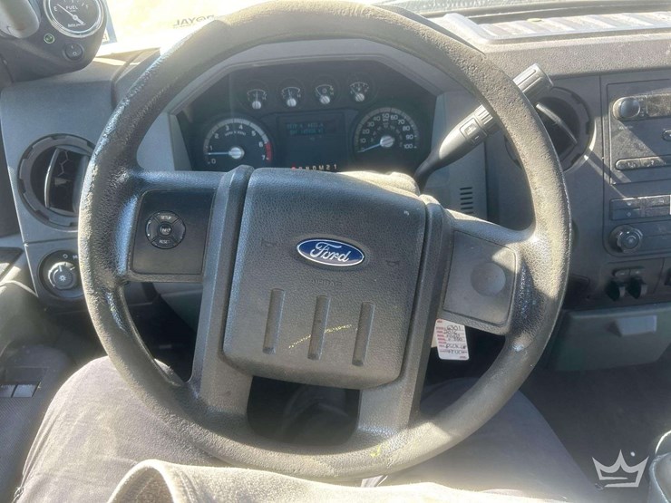 2016-ford-f350-image-13