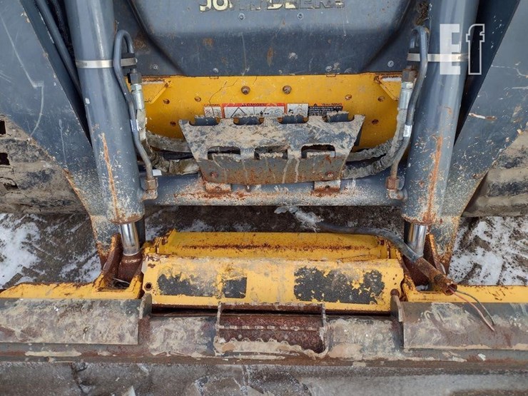 2021-deere-325g-image-15