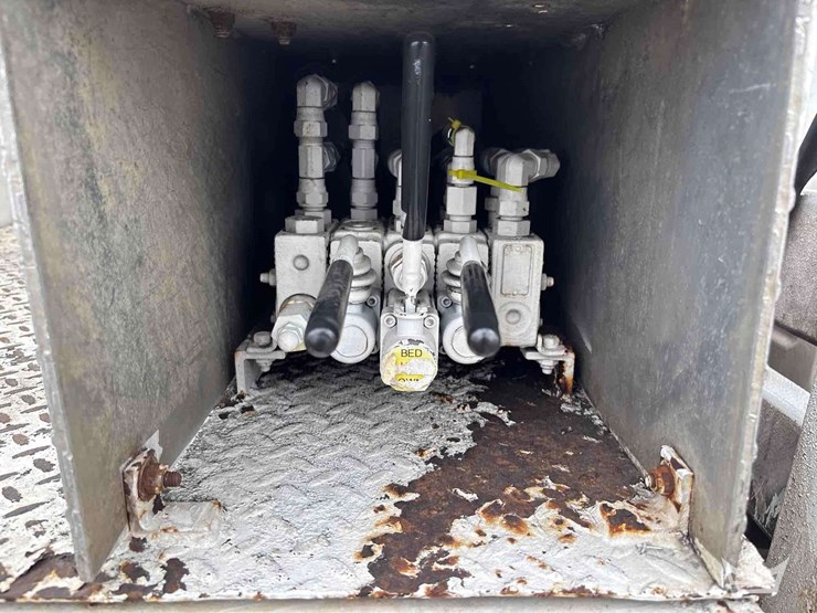 2011-dodge-ram-4x4-terex-hi-ranger-lt40-40ft.-forestry-chipper-insulated-bucket-truck-image-24