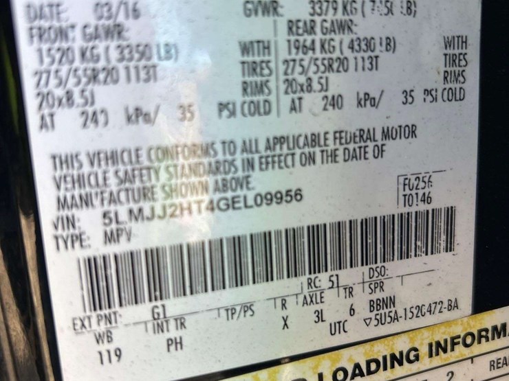 2016-lincoln-navigator-image-5