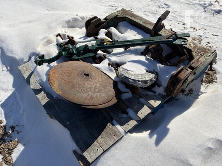 quick-hitch-pallet-image-2