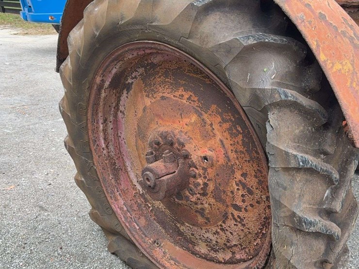 minneapolis-moline-ztu-image-30