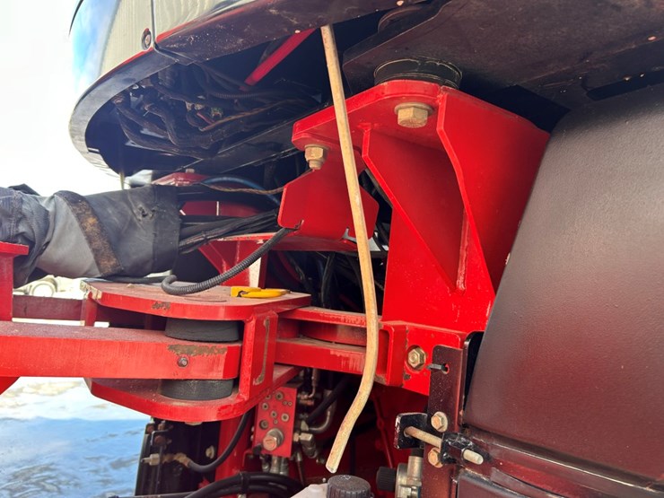 2014-versatile-400-image-67