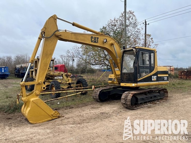 caterpillar-311-image-1