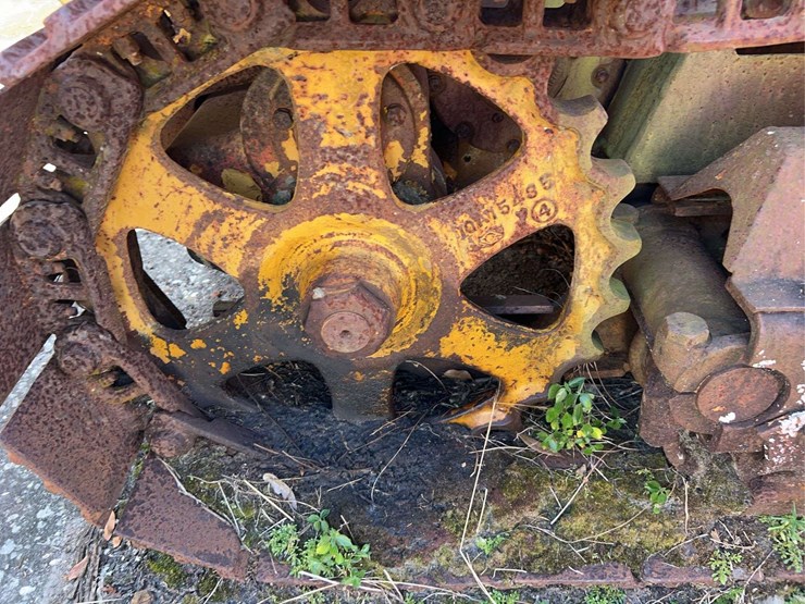 minneapolis-moline-diesel-crawler-image-49