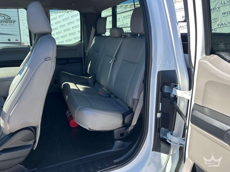 2018-ford-f150-image-16