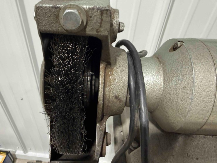 wissota-7w-bench-grinder-image-4