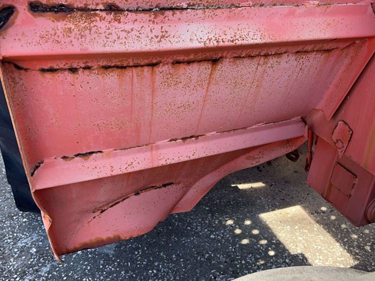 allis-chalmers-4wd-parts-tractor-image-14