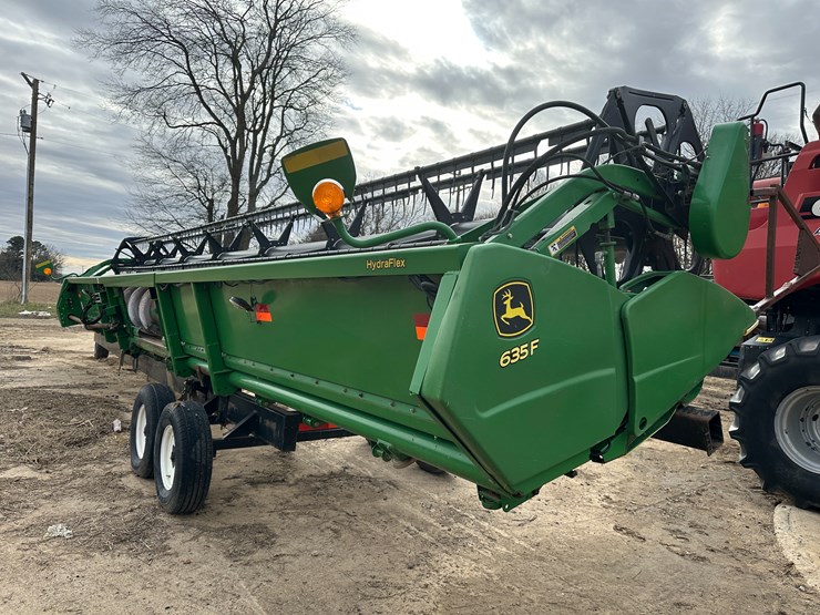 2013-john-deere-635f-image-4