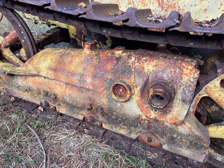 caterpillar-2-ton-crawler-image-25