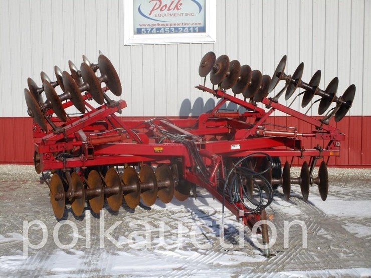 case-ih-3800-image-5