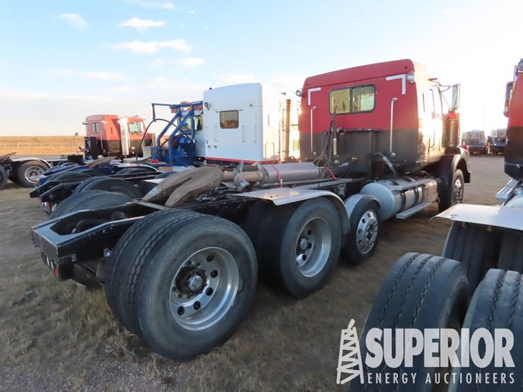 2011-western-star-4900-image-3