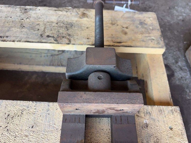 palmgren-milling-vise-image-6