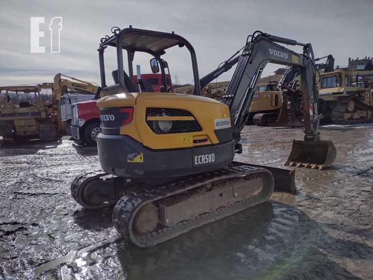 2016-volvo-ecr58d-image-49