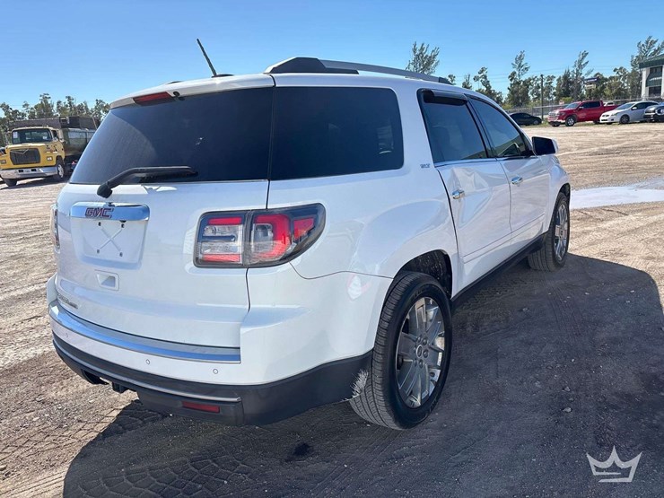 2017-gmc-arcadia-suv-image-3