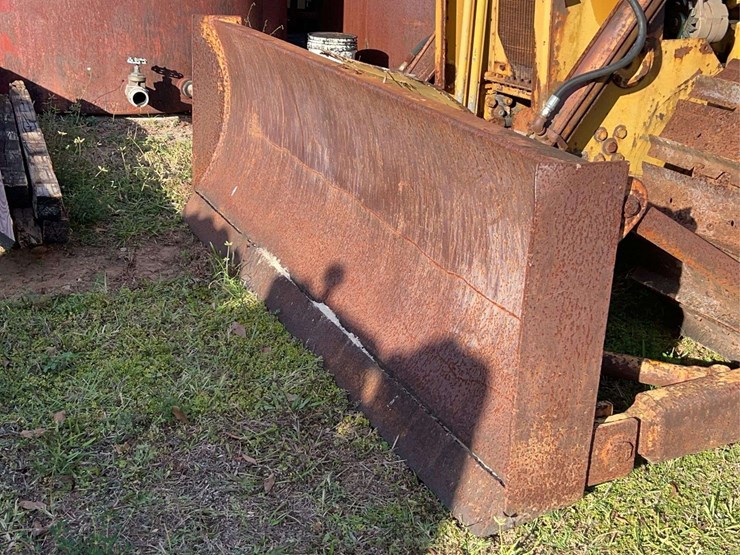 international-td9-image-7