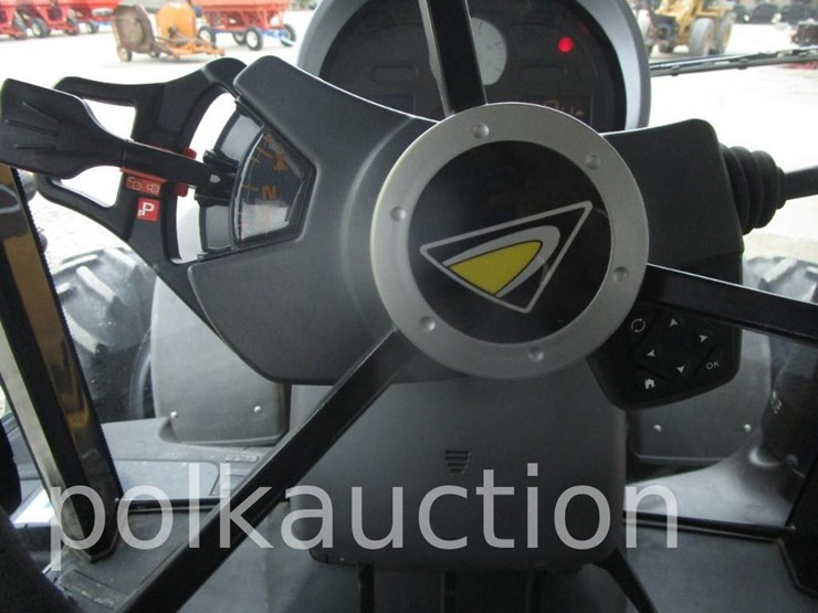 2013-challenger-mt655d-image-18