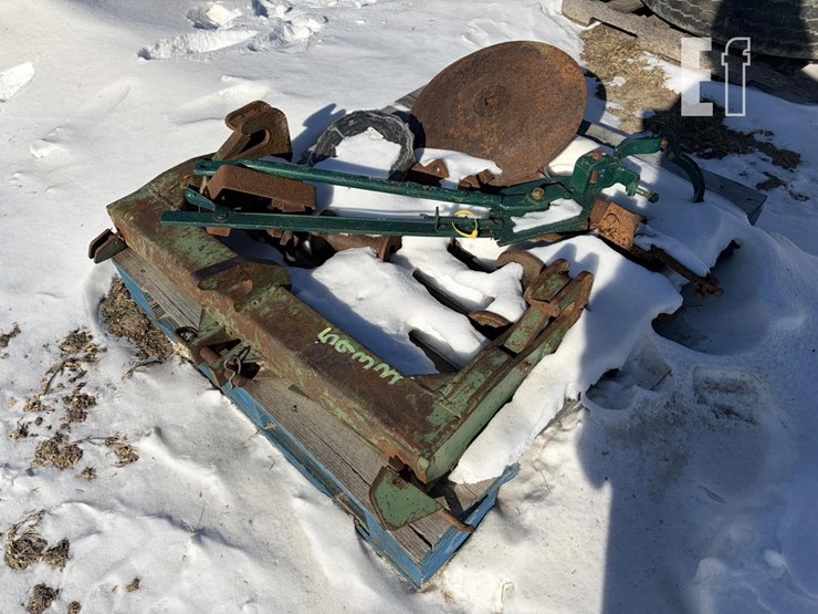 quick-hitch-pallet-image-1