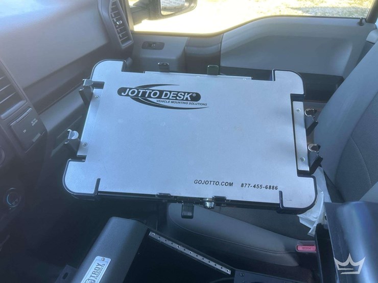 2017-ford-f150-image-24