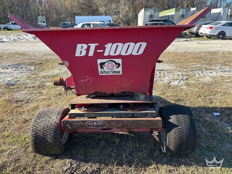 buffalo-turbine-bt-1000-towable-fertilizer-spreader-image-12
