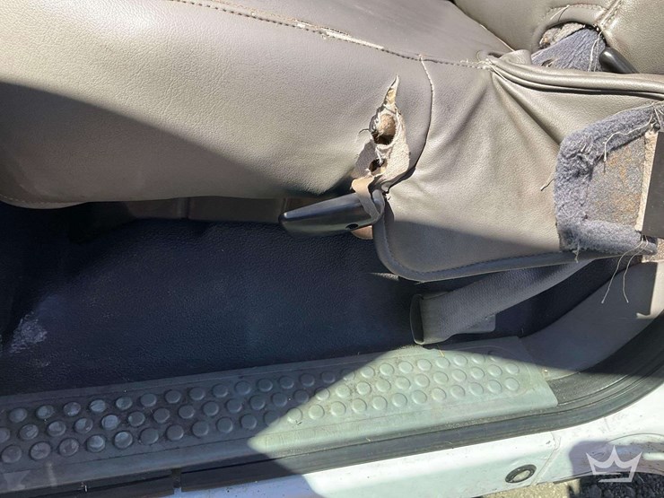 2004-ford-f250-image-12