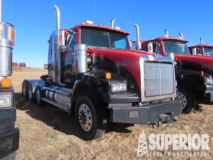 2011-western-star-4900-image-1