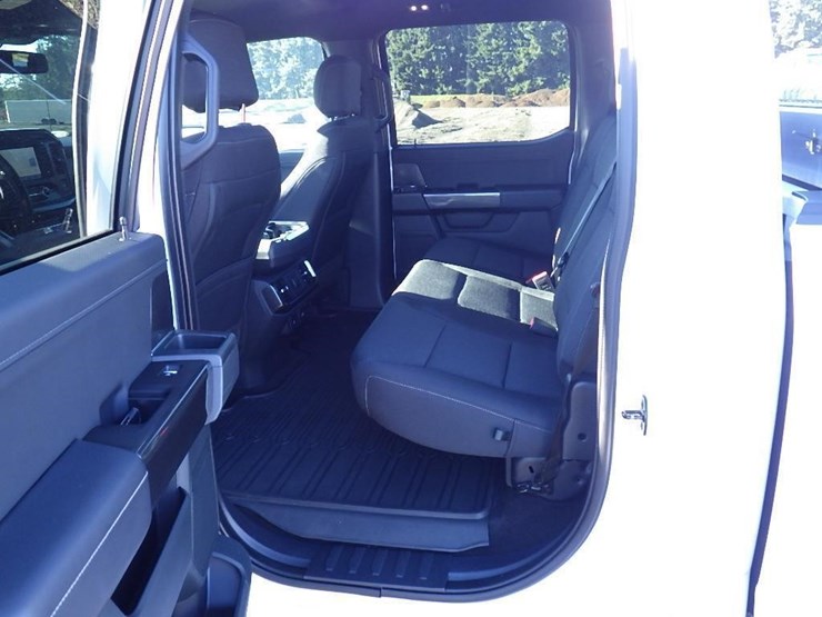 2021-ford-f150-image-13