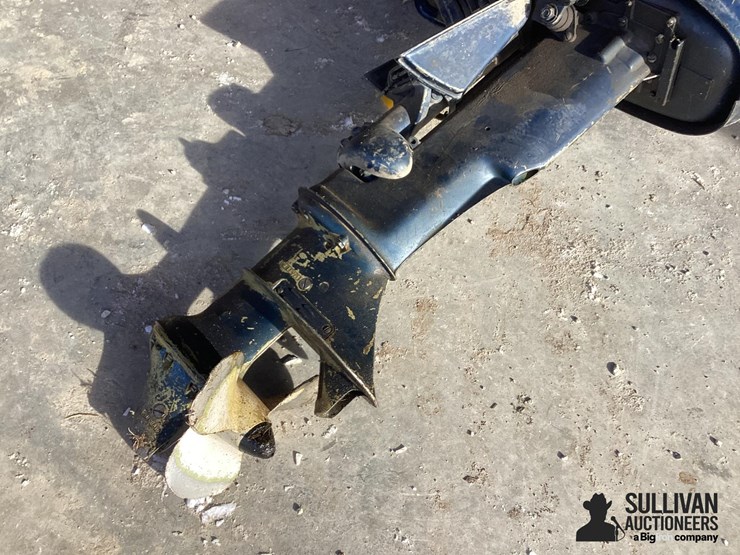 evinrude-sportwin-outboard-motor-image-16