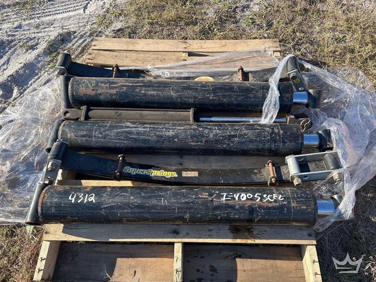 pallet-of-super-springs-leaf-springs-and-hydraulic-cylinders-image-6