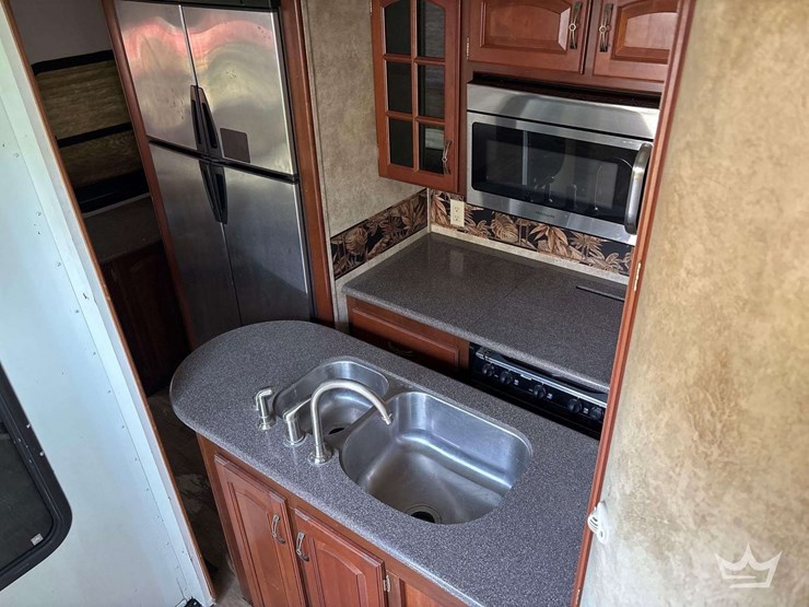 2012-keystone-alpine-3500re-39ft.-t/a-5th-wheel-travel-trailer-image-15