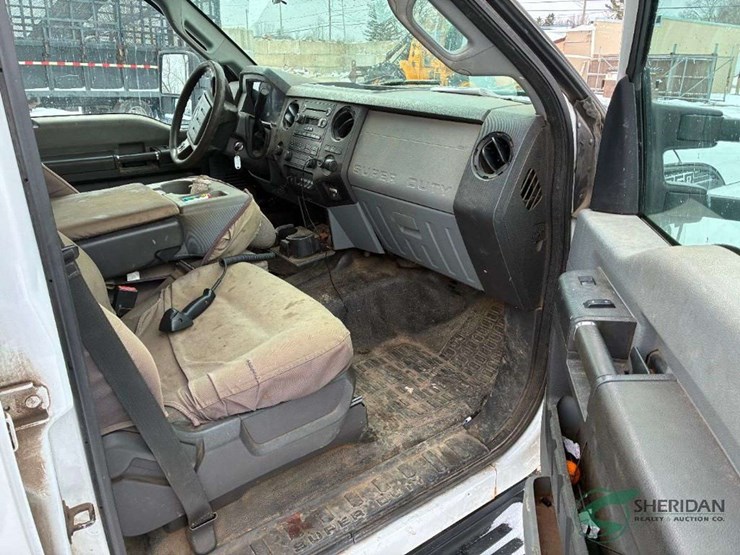 2015-ford-f350-image-25