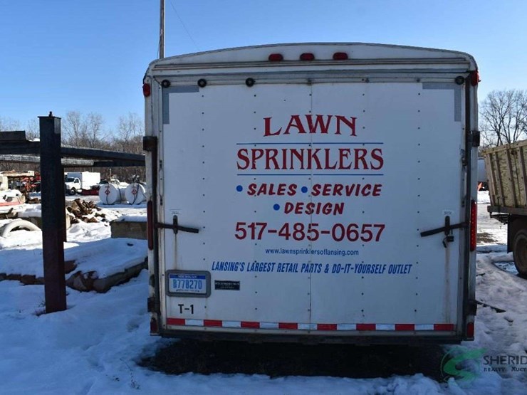 2004-united-enclosed-trailer-with-built-in-shelving-22ft-image-4